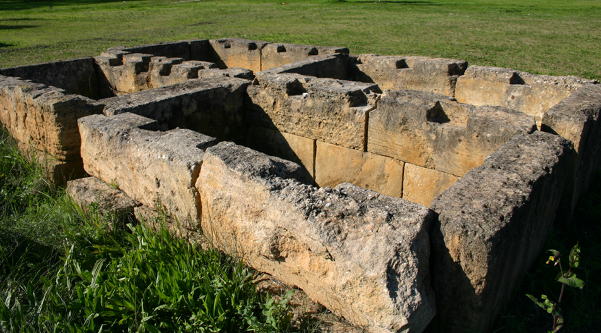 Tombe dei tirannicidi n. 598 a-b, 608, 609